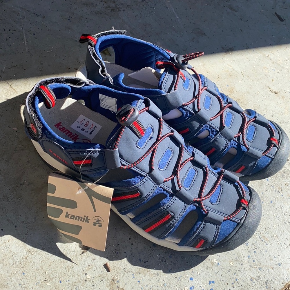 Kamik men’s hiking sandals size 8 NWT